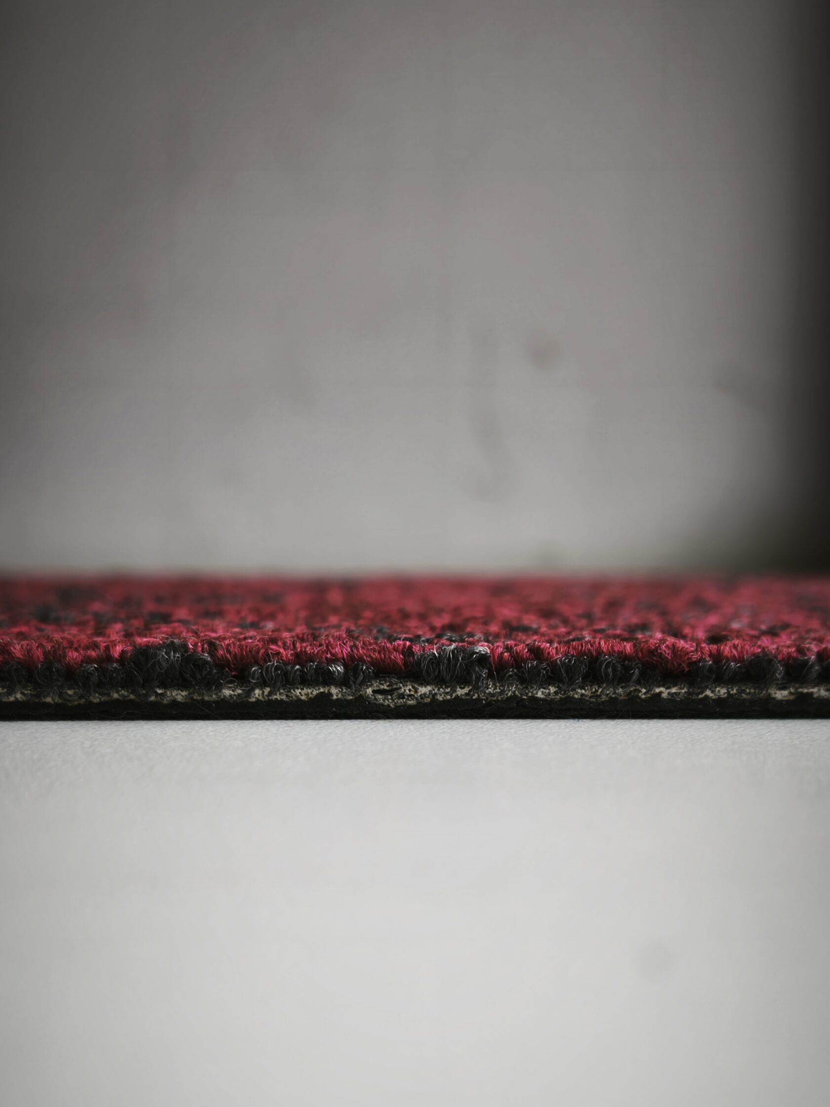 Ковровая плитка "Bonkeel" Sunrise Red (500*500*5 мм) — купить в Нягани